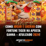 Promoção do jogo ‘Fortune Tiger’ no Aposta Ganha com tigre sorridente e elementos de cassino.