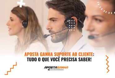 A imagem mostra dois indivíduos com headsets, possivelmente em um ambiente de suporte ao cliente, com os rostos desfocados; o texto em português indica informações sobre o suporte ao cliente de “Aposta Ganha”